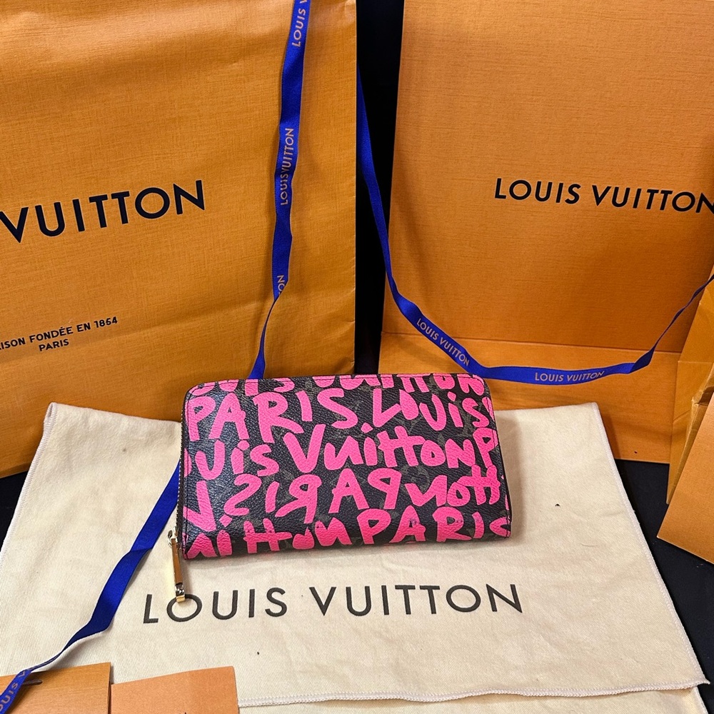 Louis Vuitton Pink and Black Clutch